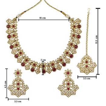 Gold plated traditional kundan-style necklace set with earrings & maangtikka 5