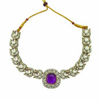 Gold plated traditional kundan-style necklace set with earrings & maangtikka 4