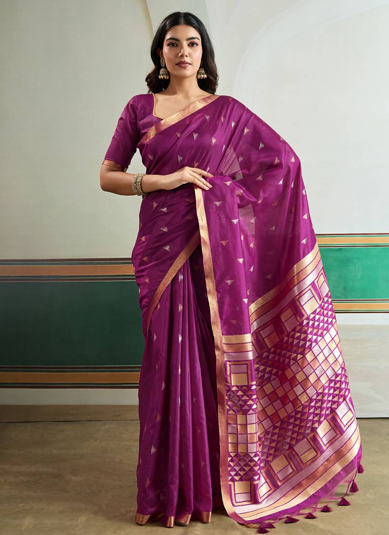 magenta silk blend weaving handloom festival wear saree