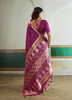 magenta silk blend weaving handloom festival wear saree 2