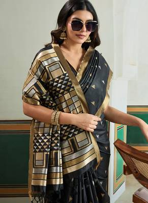 black silk blend weaving handloom festival wear saree 3