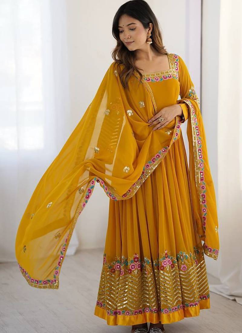 Heavy Look Designer Gown Suit Set Designer Anarkali Suit Set Festival Wear Dress