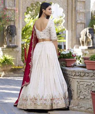 Off White silk blend Lehenga Choli 3