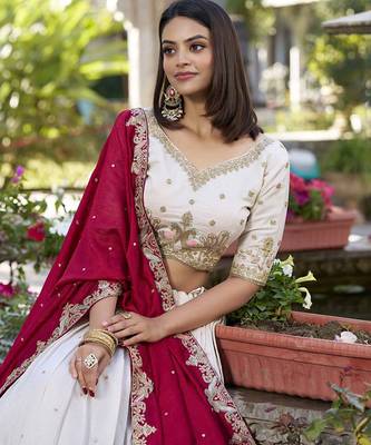 Off White silk blend Lehenga Choli 4