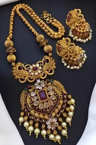 Antique finish temple jewelry set traditional south indian gold plated necklace and earrings with pearl drops