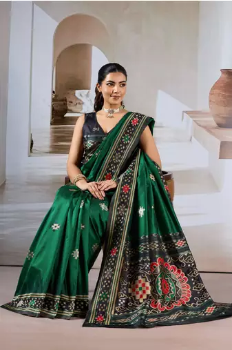 Green patola handloom weaving silk Blend saree