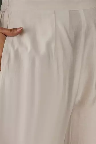 White women kurta pant dupatta set