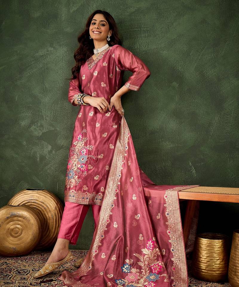 Purple women kurta pant dupatta set