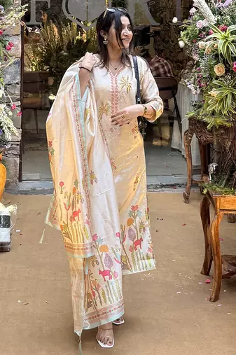 Beige women kurta pant dupatta set