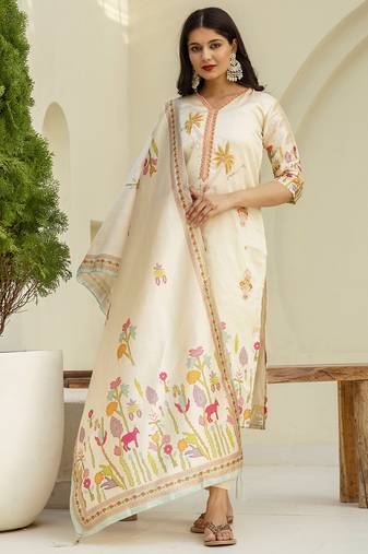Beige women kurta pant dupatta set