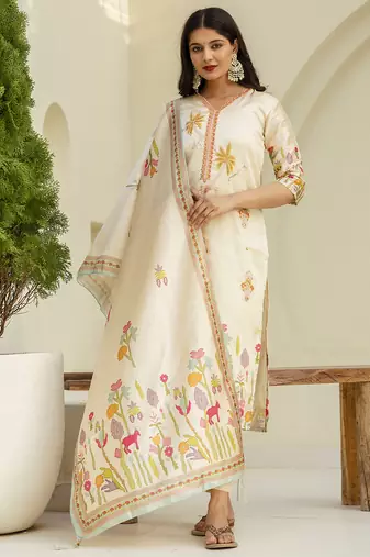 Beige women kurta pant dupatta set