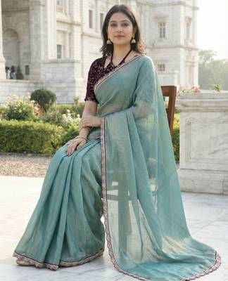 green fendy silk saree with contrast lace border 4