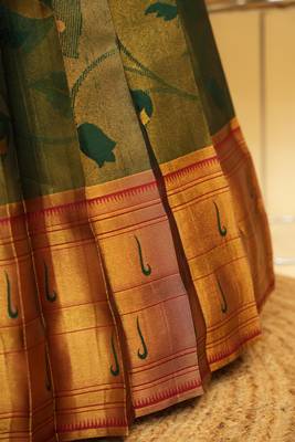 Beautiful South Indian Style ed Half Saree with Blouse and Dupatta for Women 4