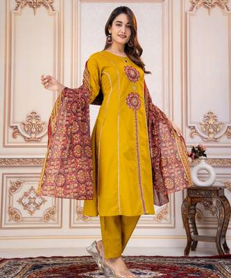 Cotton cambric printed a-line kurti-pant-dupatta  set 3