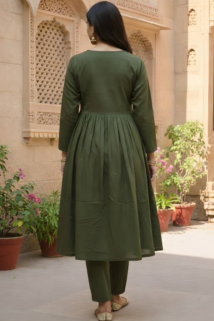 Women's Long Flared V-Neck with Button Details Anarkali shape Empire Waist,Kurta Pant Set