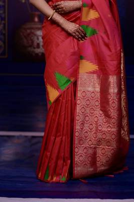 red temple woven work soft art silk blend saree 4