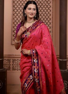 pink full woven border zari work soft silk blend saree 3