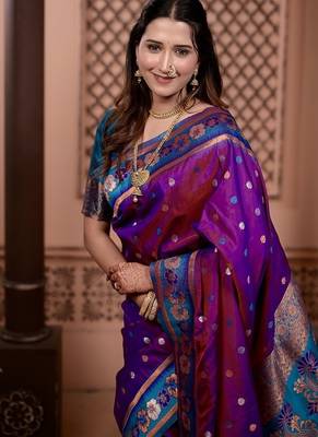 Pink color colorfull woven border zari work soft silk blend saree 3