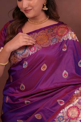 Pink color colorfull woven border zari work soft silk blend saree 5