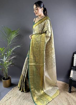 green color zari weaving work kanjivaram tissue art silk blend saree 3