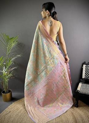 levender zari weaving work kanjivaram tissue silk blend saree 4