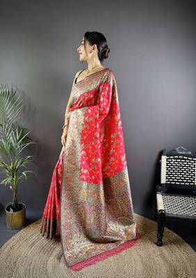 red flower zari weaves banarasi katan silk blend saree 3
