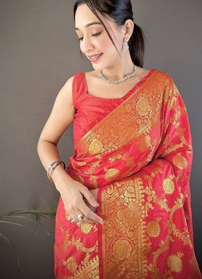 red color banarasi soft art silk blend zari woven saree 3