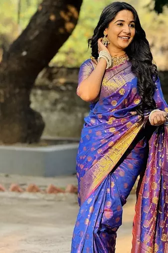 blue color zari woven banarasi art silk blend saree