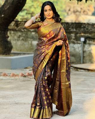 brown color zari woven banarasi art silk blend saree 2