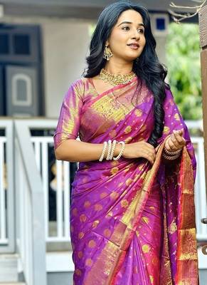 wine color zari woven banarasi art silk blend saree 3
