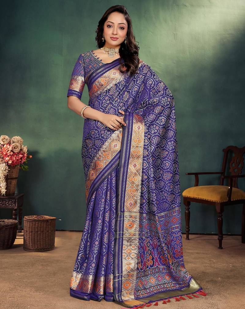 Navy blue jacquard silk kurta payjama koti & saree couple set