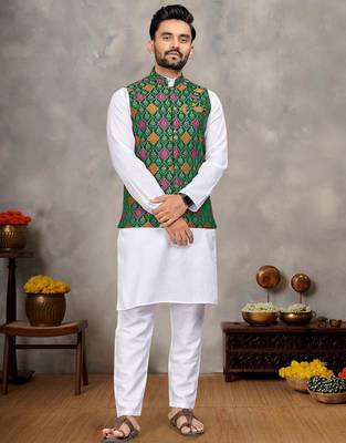 Elegant men's kurta with jacquard silk koti & women's green saree set 4