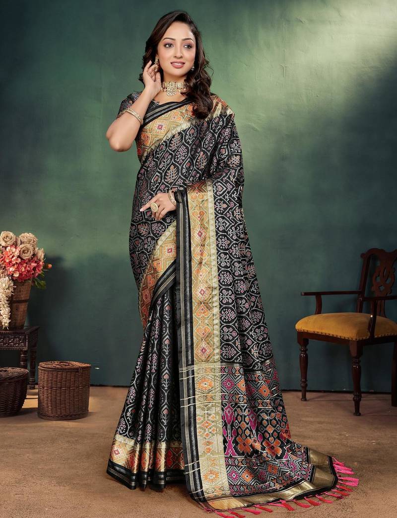 Black jacquard silk kurta payjama koti & saree couple set
