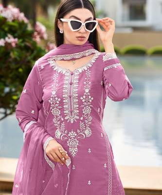 Pink color smart and desirable blended fabric salwar kameez 2