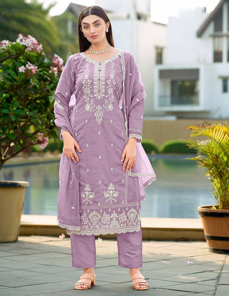 Lavender color smart and desirable blended fabric salwar kameez