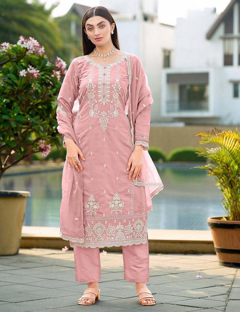 Purple color smart and desirable blended fabric salwar kameez