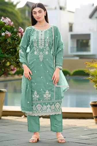 Green color smart and desirable blended fabric salwar kameez