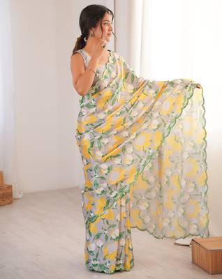 multicolor chinon digital print saree with blouse piece 3