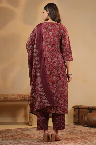 Maroon color cotton stylish and trendy kurta set for girls