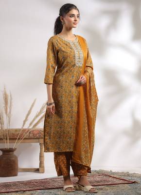 Mustard color cotton stylish and trendy kurta set for girls 4
