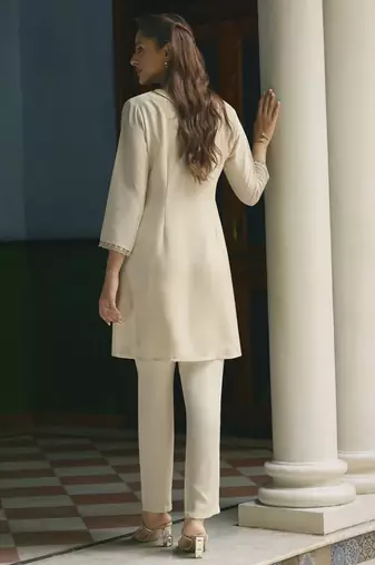 Pista color beautiful chinon embroidered kurta set