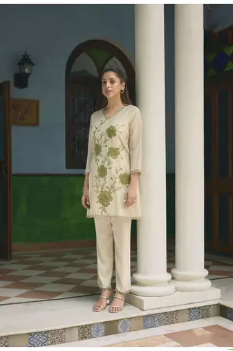 Pista color beautiful chinon embroidered kurta set