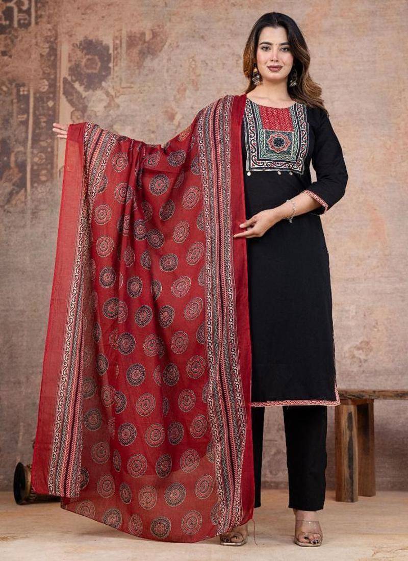 Cotton cambric printed straight  kurti-pant-dupatta  set