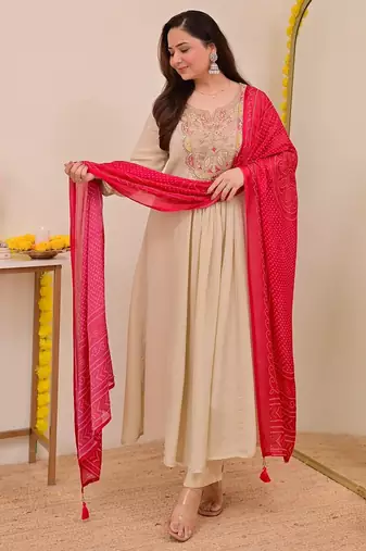 Cream chinon beautiful graceful ceremonial kurta set