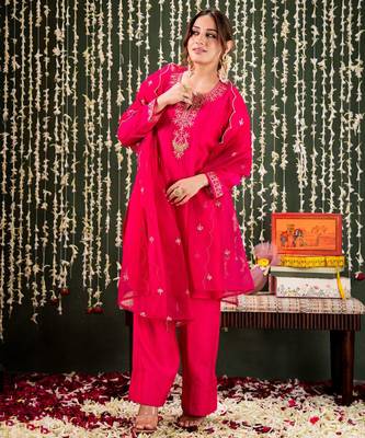 Pink chanderi beautiful graceful ceremonial kurta set 5