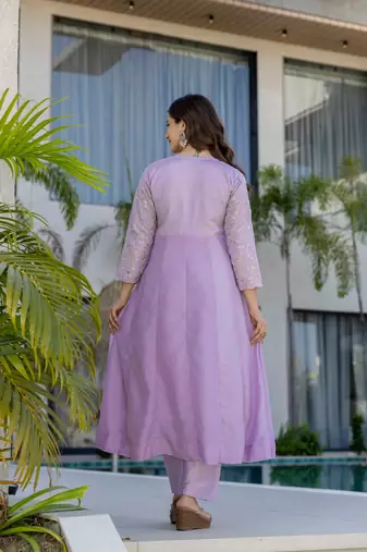 Pink vichitra silk beautiful graceful ceremonial kurta set