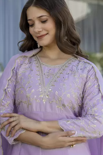 Pink vichitra silk beautiful graceful ceremonial kurta set