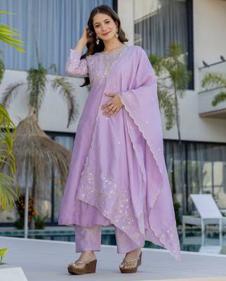 Pink vichitra silk beautiful graceful ceremonial kurta set 4