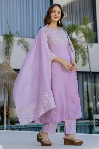 Pink vichitra silk beautiful graceful ceremonial kurta set