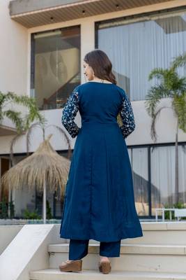 Blue vichitra silk beautiful graceful ceremonial kurta set 2